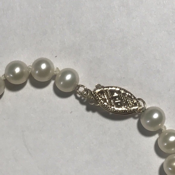 10k Yellow Gold Pearl Bracelet w/ Diamond Accent Links, Filigree Clasp 7 3/8 - Picture 5 of 6